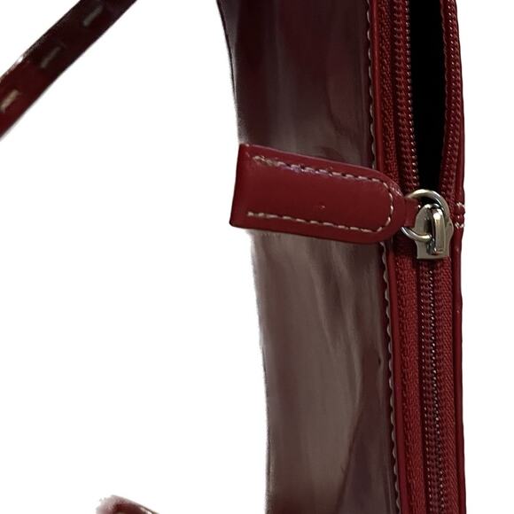 Charter Club Clutch purse.  Zipper closure. 1 inside zipper pouch. Cranberry - Picture 8 of 12